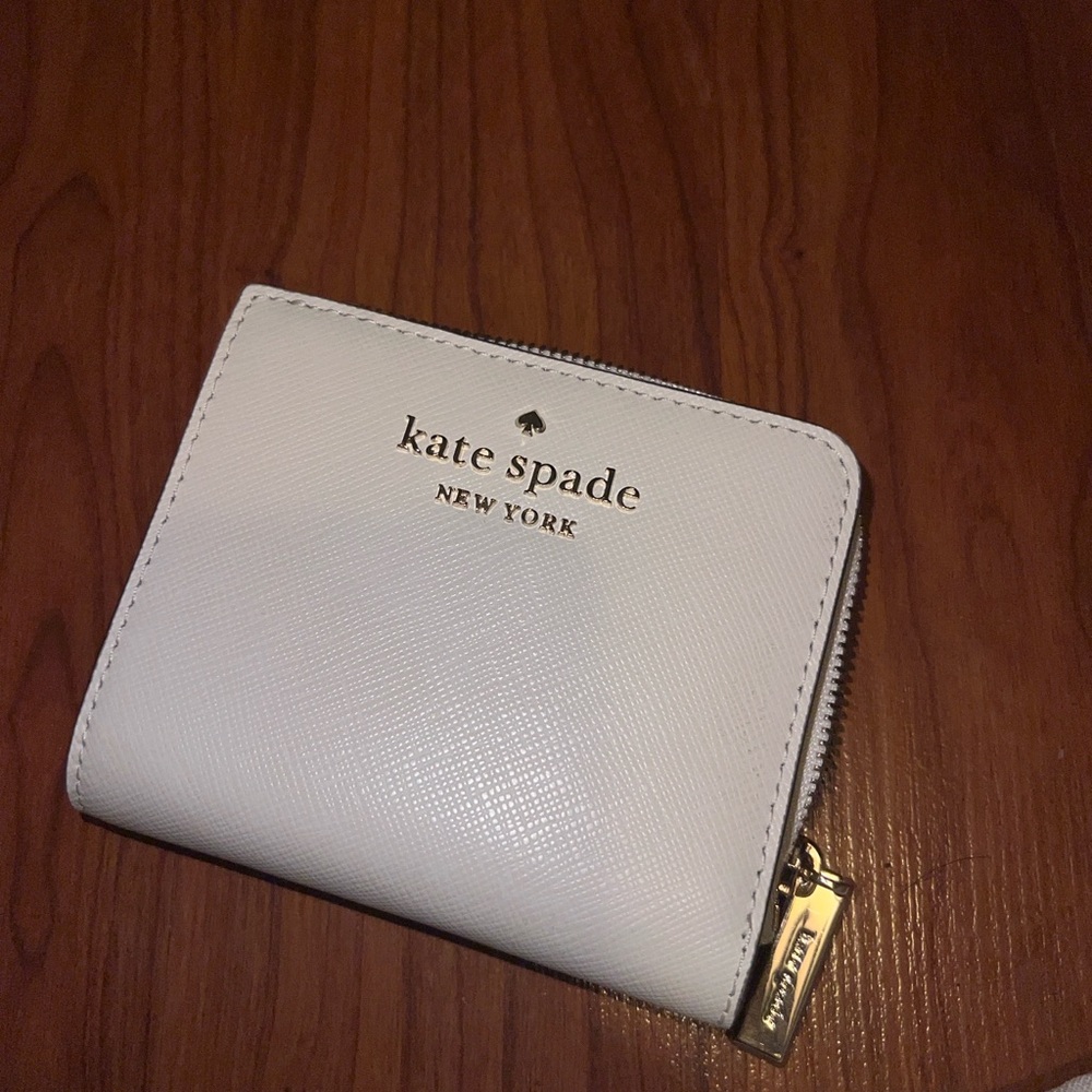 Kate Spade White Leather Wallet